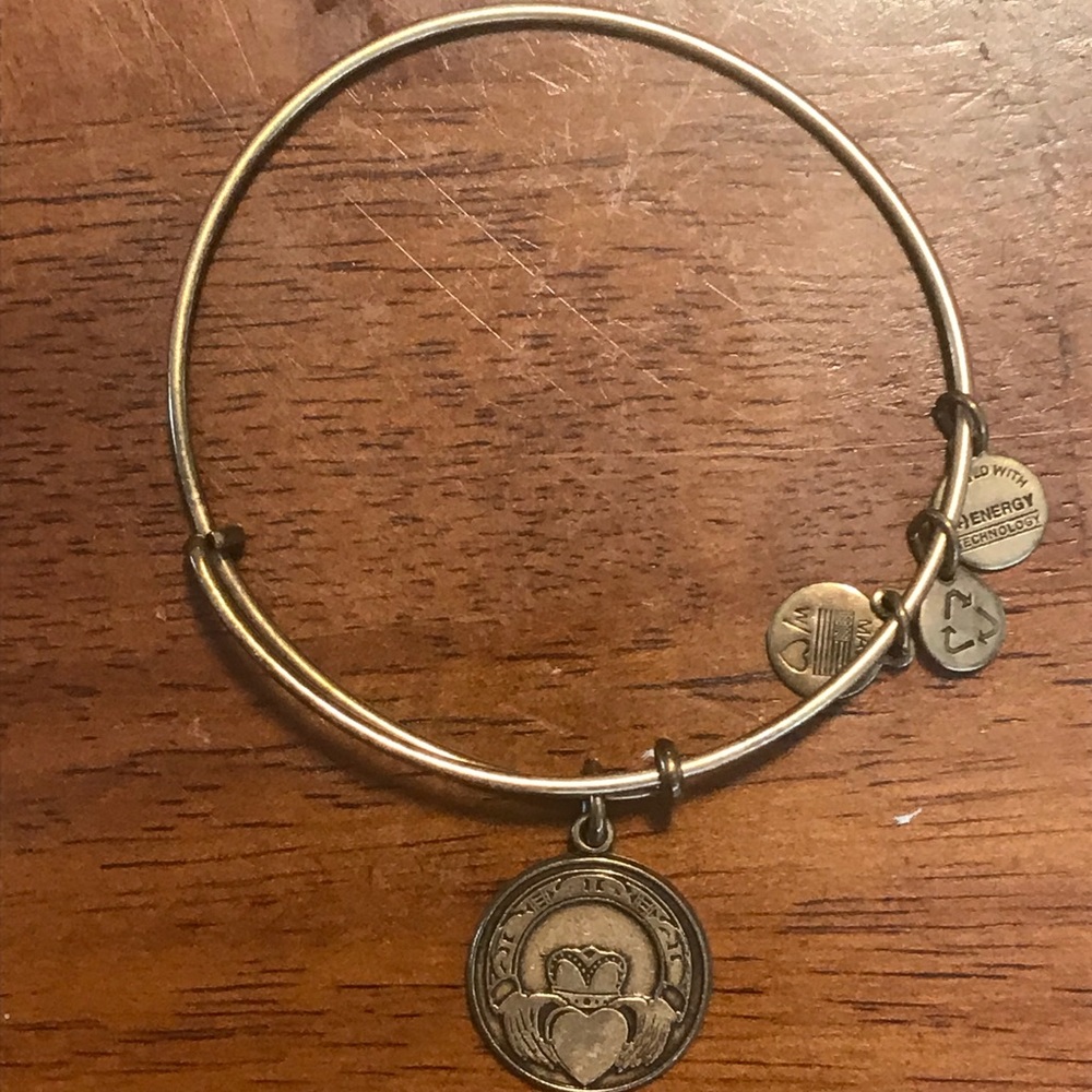 Claddagh Alex & Ani bracelet